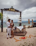 d’Nusa Beach Club and Resort