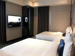 Queena Plaza Hotel Tainan