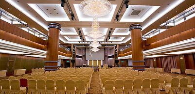 Queena Plaza Hotel Tainan