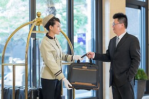 Queena Plaza Hotel Tainan