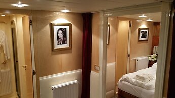 Christina Onassis Yachthotel