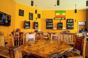 Weru Weru River Lodge