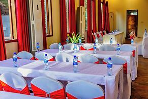 Weru Weru River Lodge