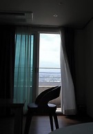 Hotel Rest Seogwipo