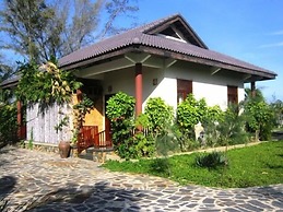 Aniise Villa Resort