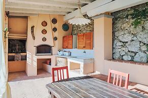 Villa Melangola