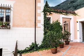 Villa Melangola