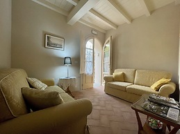 Villa Melangola