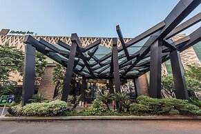 Holiday Inn Cikarang Jababeka by IHG