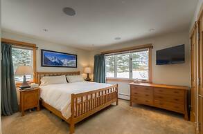 Buena Vista at Riverside 2 Bedroom Condo by Accommodations in Tellurid