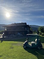 Hotel Civilia Lakeside by Civilia Golf Retreat