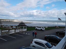 Anchorage by the Sea