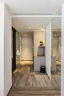 Lan Kwai Fong Garden Hotel