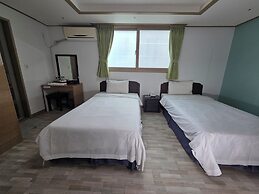 Olle Tourist Hotel