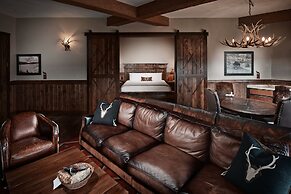 Big Cypress Lodge