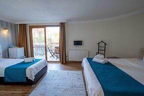 Cunda Giritlioğlu Otel Adult Only +12