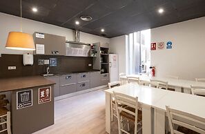 No Limit Hostel Central