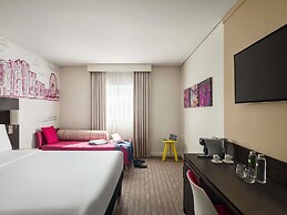 ibis styles Sharjah Hotel