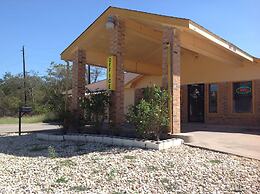 Westworld Country Inn