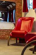 Cabin Sleeps 2 With Pets Welcome