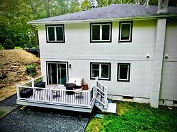 The Harlow House