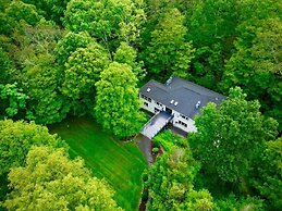 The Harlow House