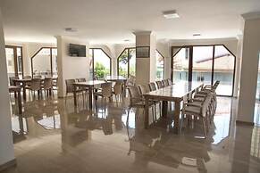 Yasemin Hotel
