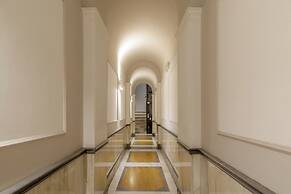 Signature Rooms by Hannah Hotels Collection