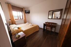 Hotel River