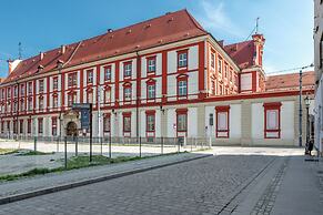 AS HOME Pl. Uniwersytecki