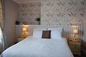 The Ilchester Arms Hotel