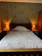 The Ilchester Arms Hotel