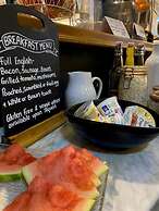 The Ilchester Arms Hotel