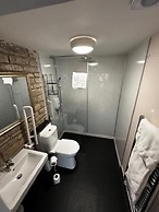 The Ilchester Arms Hotel