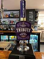The Ilchester Arms Hotel