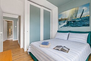 Kenyon Charm - Total Sea View