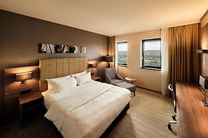 Radisson Blu Hotel, Bonn (T)