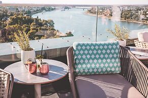 Radisson Blu Hotel, Bonn (T)