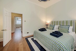 Modern 2-bedroom Flat - Angel