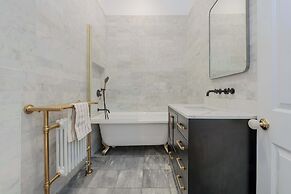 Modern 2-bedroom Flat - Angel
