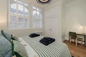 Modern 2-bedroom Flat - Angel