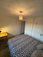 Park House Sleeps 4 With Enclosed Garden