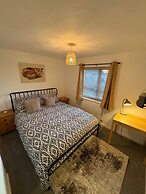 Park House Sleeps 4 With Enclosed Garden
