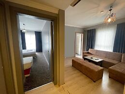 SER SUITE APART