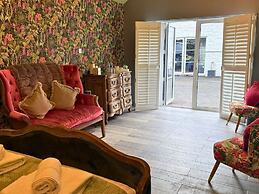 The Old Post Office - B&B and Coffee Shop