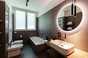 Villa Olmo Luxury Suites