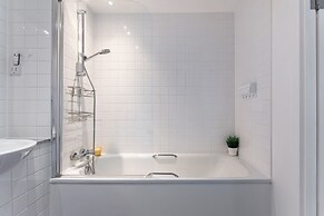 Modern 1BR Kings Cross Hideaway