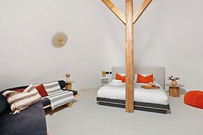 Stylish 1BR Parc Monceau Retreat