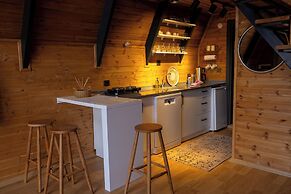 Lotus Bungalov