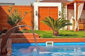 Lotus Bungalov